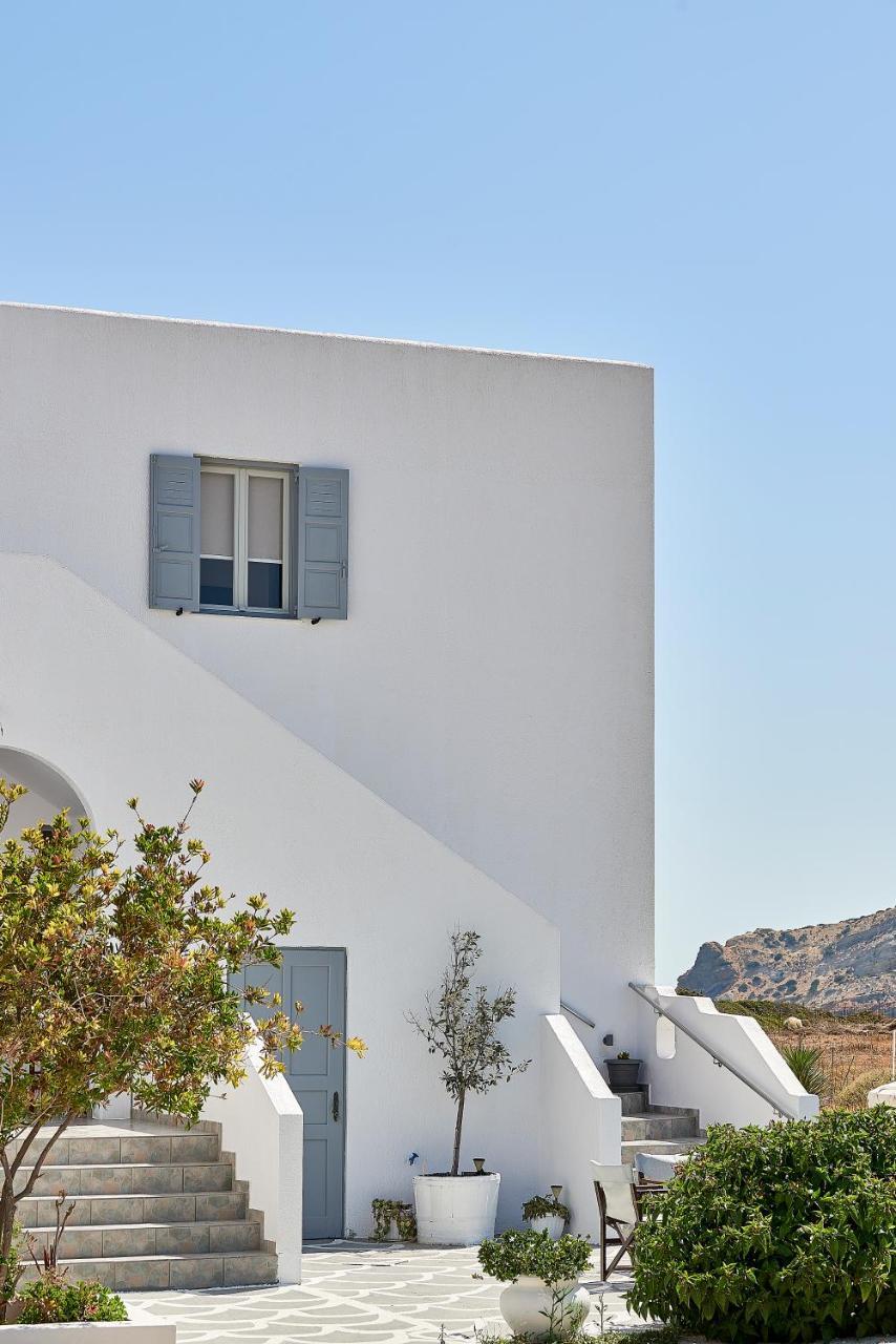 Muses Rooms Milos Provatas Buitenkant foto