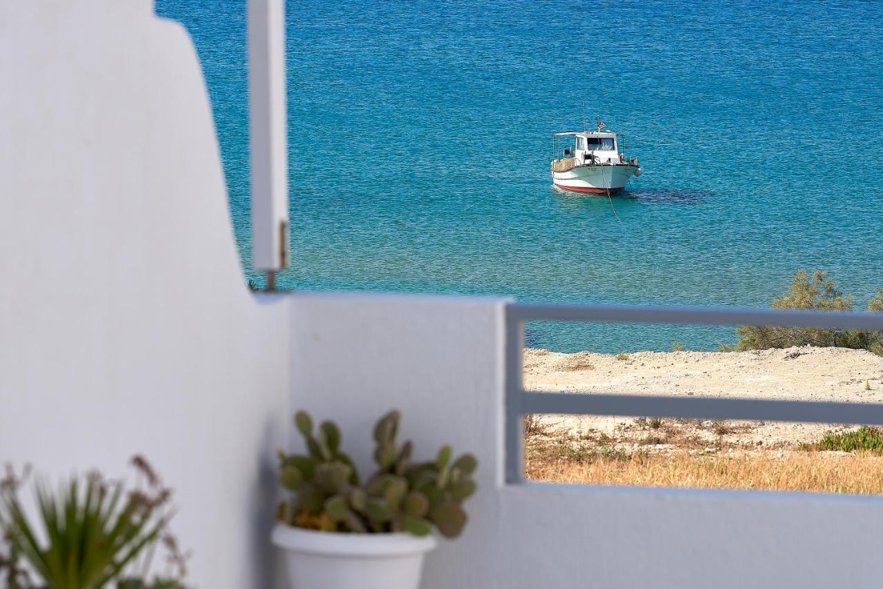 Muses Rooms Milos Provatas Buitenkant foto