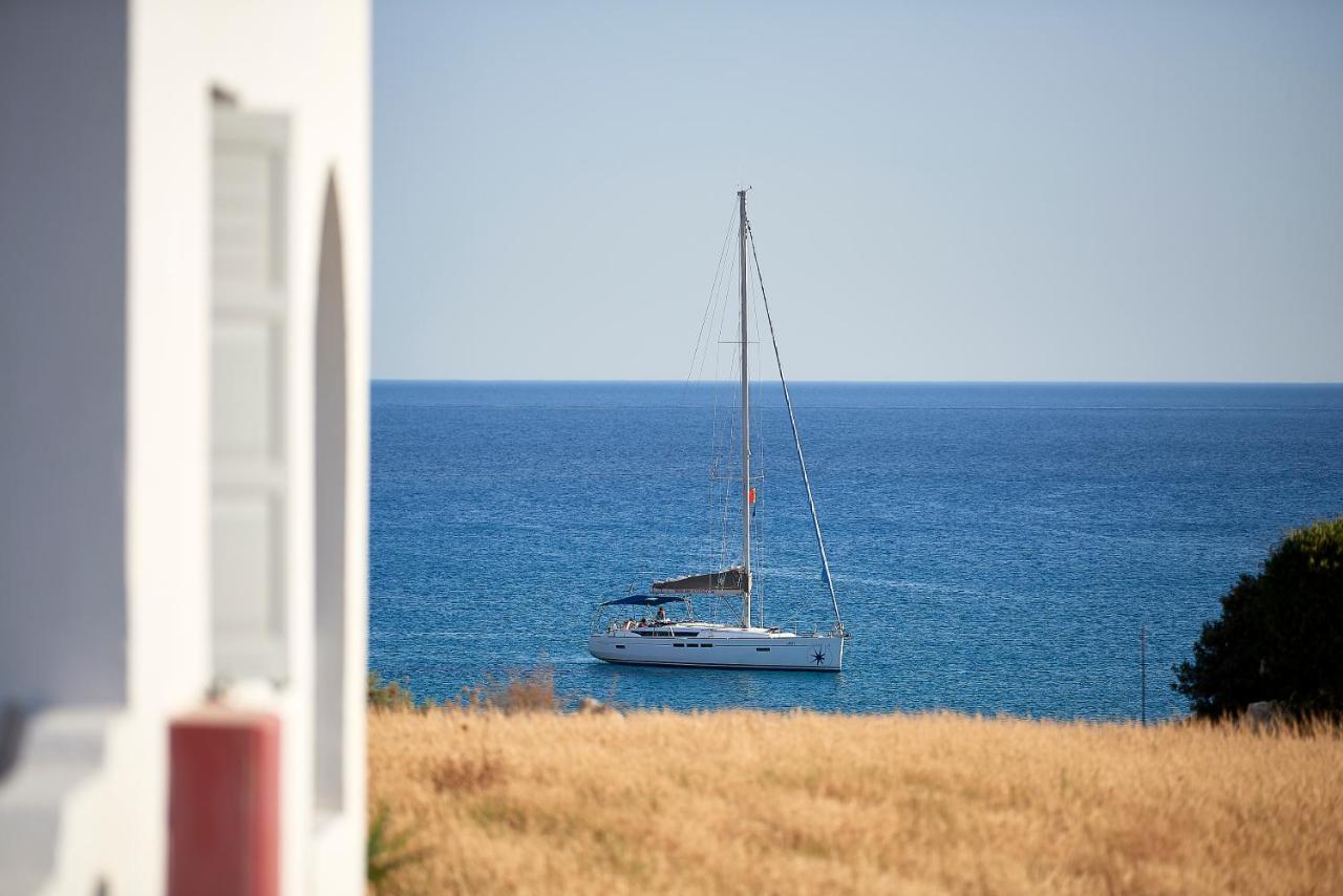 Muses Rooms Milos Provatas Buitenkant foto