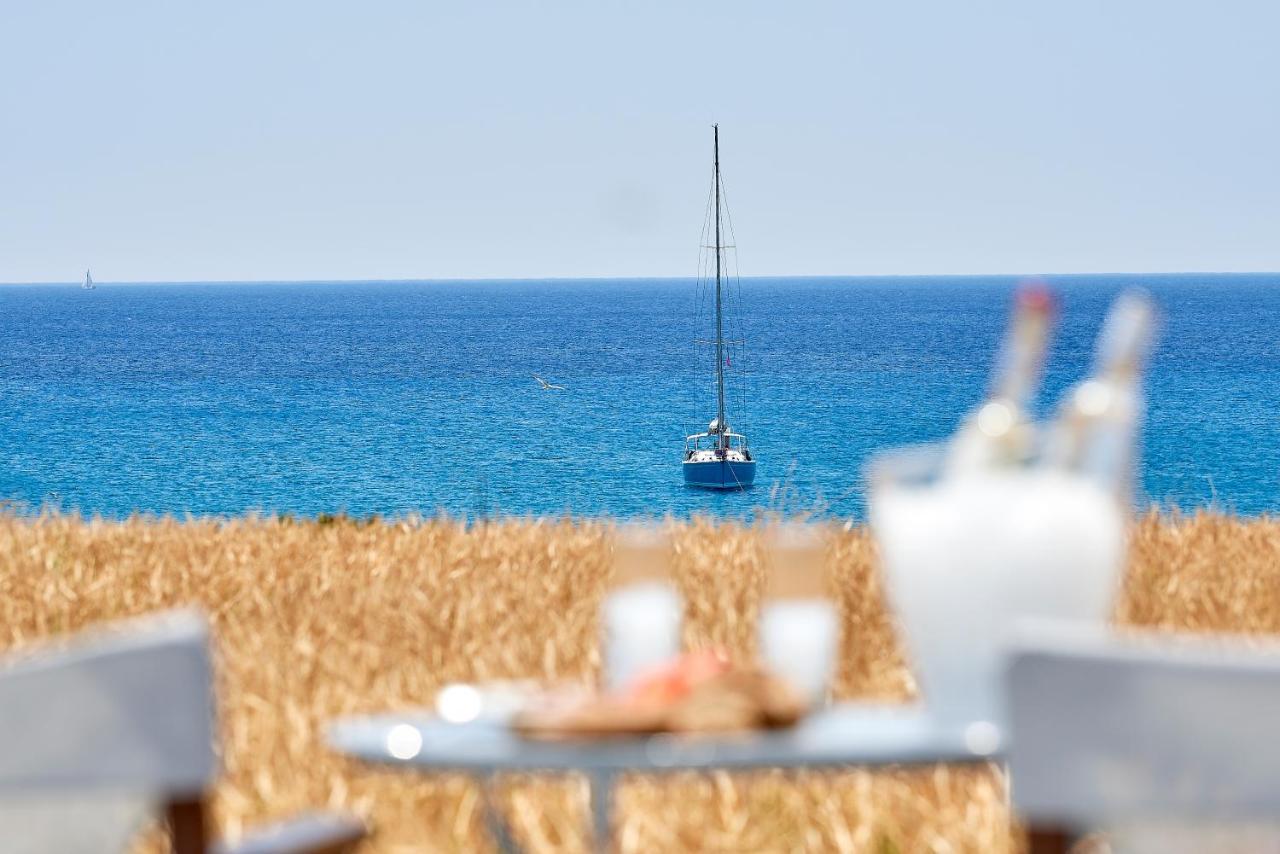 Muses Rooms Milos Provatas Buitenkant foto